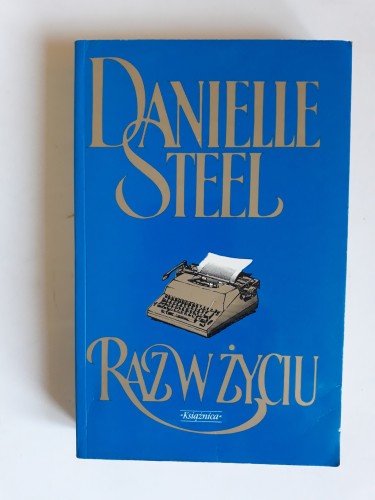 1e60f7c5435baf9db8db73ff9f1e