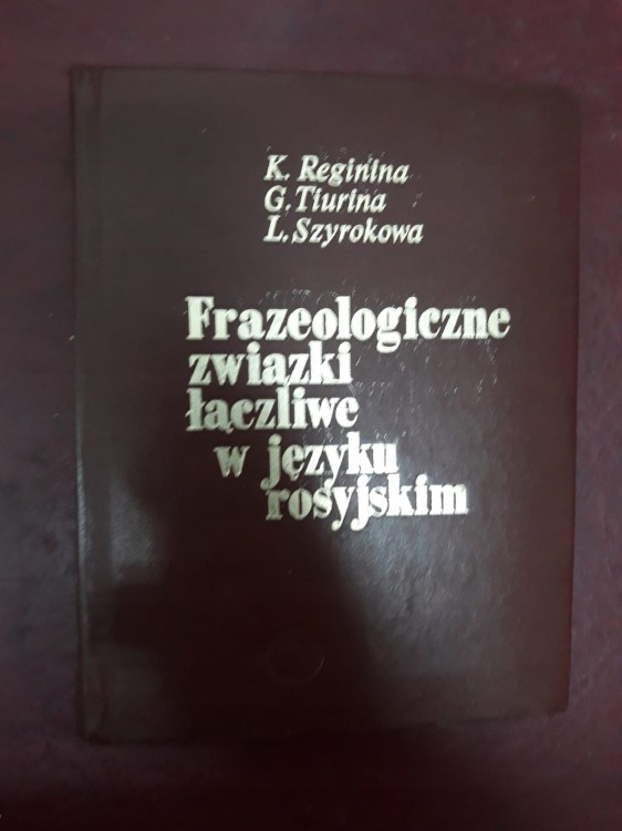 7608419442