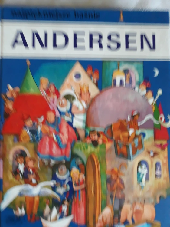 7603653181