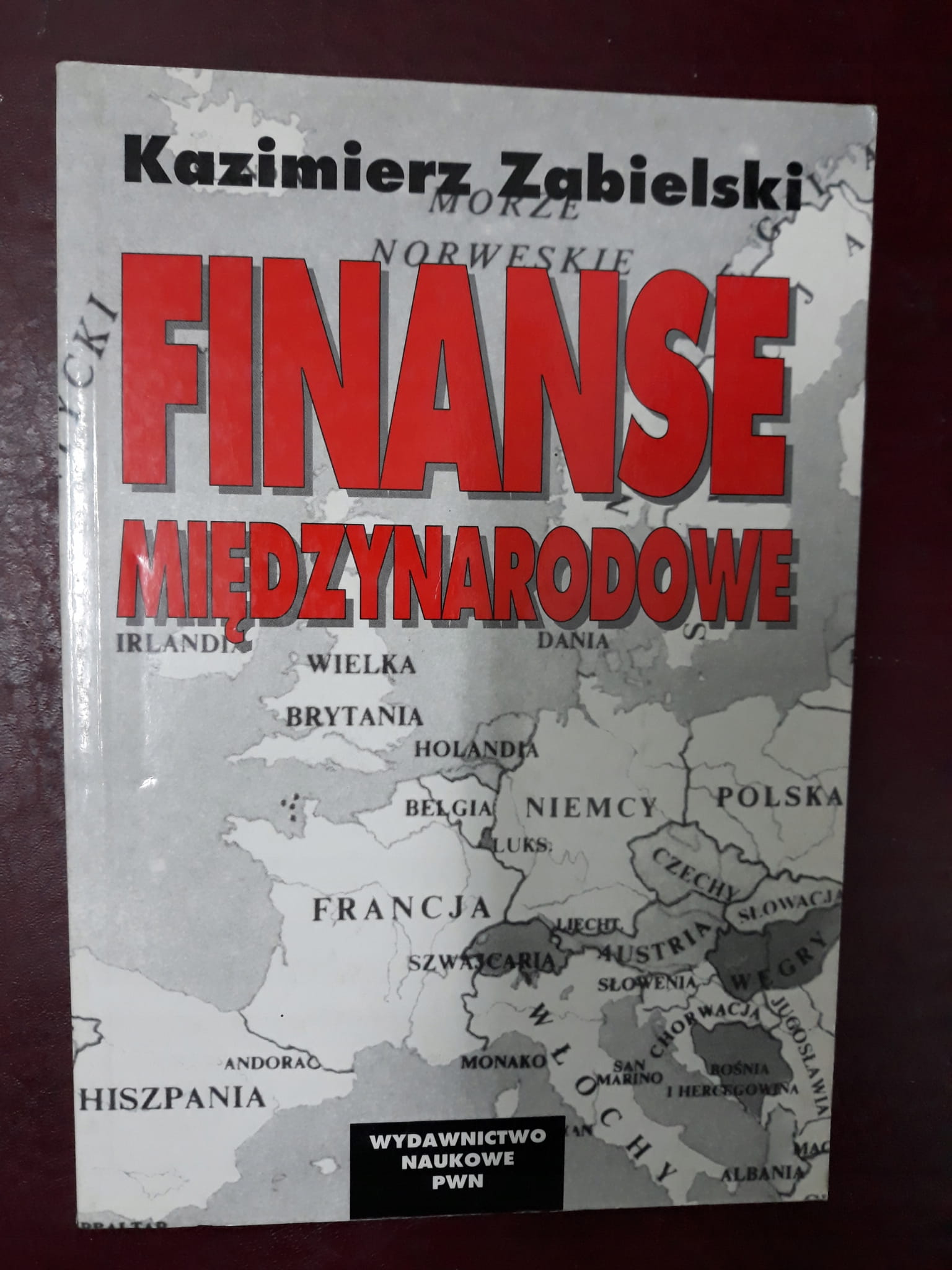 7632115176