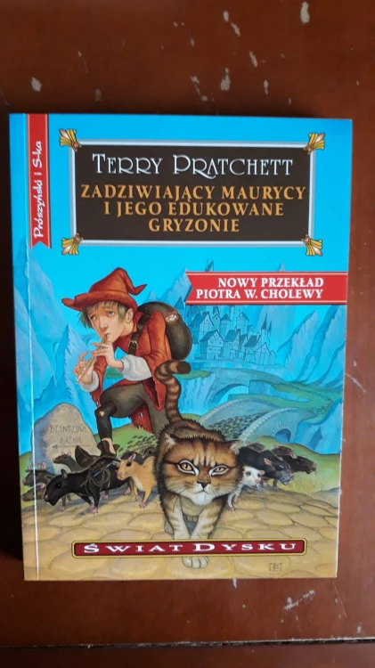 7876400563
