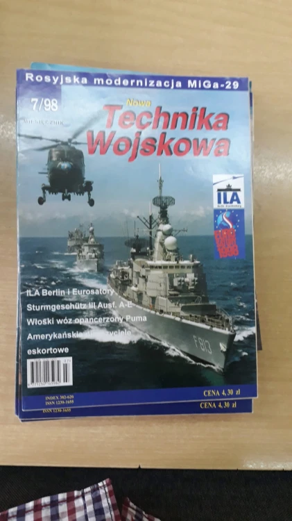 7899040869