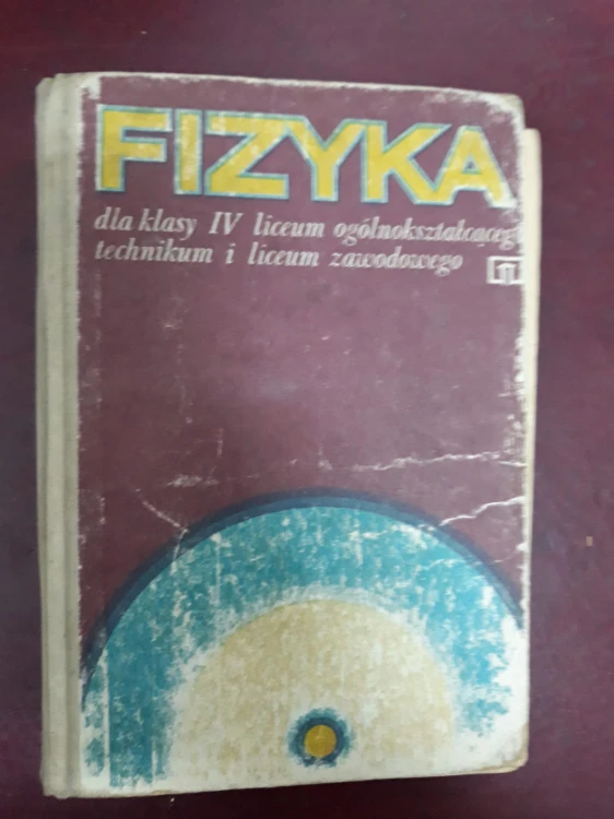 7608469976