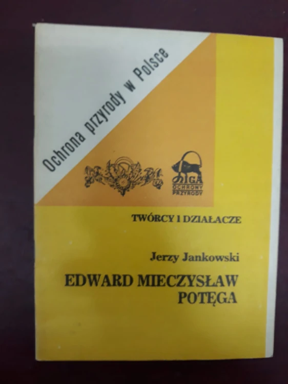 7618812092