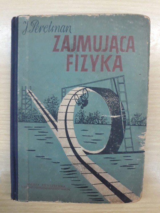 7606498133